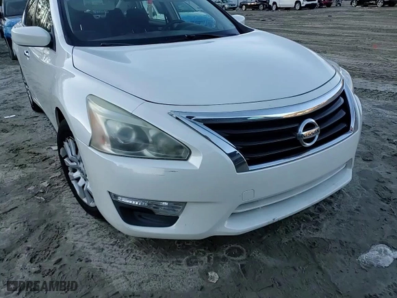 2013 Nissan Altima 2.5 S with VIN 1N4AL3AP2DC259057, listed as a Copart auction lot 44419885 with 209,661 mi miles and Salvage Title. Bid and sale history available at carsss.com. Image 13.
