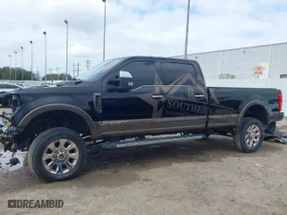 2017 Ford Super Duty F-250 SRW Lariat with VIN 1FT7W2BT7HEC14644, listed as a IAAI auction lot 41449381 with 125,963 mi miles. Bid and sale history available at carsss.com. Image 15.