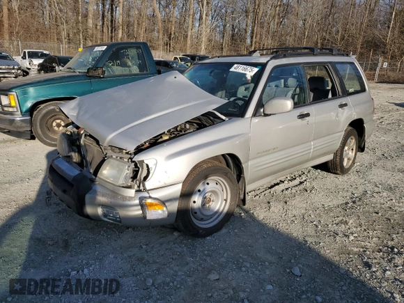 2001 Subaru Forester S w/Premium Pkg with VIN JF1SF65681H749189, listed as a Copart auction lot 48116675 with 249,709 mi miles and Salvage Title. Bid and sale history available at carsss.com. Image 1.