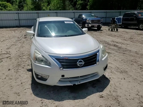 2015 Nissan Altima 2.5 SV with VIN 1N4AL3AP8FC281017, listed as a Copart auction lot 52249875 with 111,140 mi miles and Salvage Title. Bid and sale history available at carsss.com. Image 13.