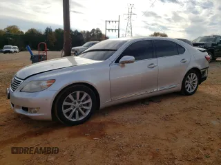 2012 Lexus LS 460 z VIN JTHCL5EF8C5014605, wystawiony jako Copart lot #81706824 z przebiegiem Nie podano mil oraz Szkoda całkowita • Salvage title. Historia ofert i sprzedaży dostępna na DreamBid. Obrazek 1.