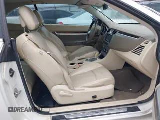 2010 Chrysler Sebring Limited z VIN 1C3BC6EV2AN122617, wystawiony jako IAAI lot #41932002 z przebiegiem 135 264 mil mil oraz . Historia ofert i sprzedaży dostępna na DreamBid. Obrazek 5.