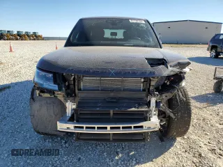 2024 Land Rover Range Rover SE z VIN SALKPBFU2RA213736, wystawiony jako Copart lot #81138104 z przebiegiem 5 250 mil mil oraz Szkoda całkowita • Salvage title. Historia ofert i sprzedaży dostępna na DreamBid. Obrazek 5.