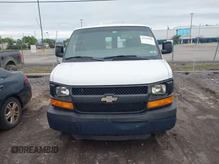 2013 Chevrolet Express Cargo z VIN 1GCSGAFX0D1171717, wystawiony jako IAAI lot #41996946 z przebiegiem 198 354 mil mil oraz . Historia ofert i sprzedaży dostępna na DreamBid. Obrazek 13.