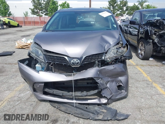 2019 Toyota Sienna SE z VIN 5TDXZ3DC2KS992085, wystawiony jako IAAI lot #42421397 z przebiegiem 93 947 mil mil oraz . Historia ofert i sprzedaży dostępna na DreamBid. Obrazek 13.