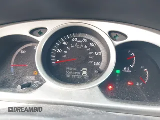 2006 Toyota Highlander z VIN JTEEW21A160011438, wystawiony jako IAAI lot #40377313 z przebiegiem 211 682 mil mil oraz . Historia ofert i sprzedaży dostępna na DreamBid. Obrazek 7.