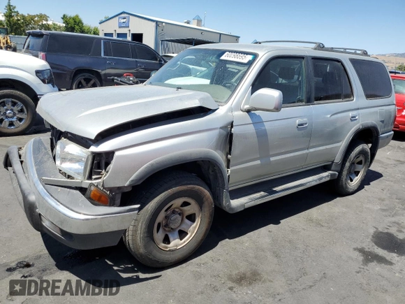 2000 Toyota 4Runner SR5 z VIN JT3GN86R0Y0154518, wystawiony jako Copart lot #60098695 z przebiegiem 174 071 mil mil oraz Szkoda całkowita • Salvage title. Historia ofert i sprzedaży dostępna na DreamBid. Obrazek 1.