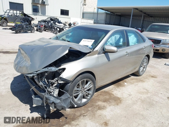 2015 Toyota Camry XLE with VIN 4T1BF1FK9FU486892, listed as a IAAI auction lot 41974039 with 161,175 mi miles. Bid and sale history available at carsss.com. Image 16.