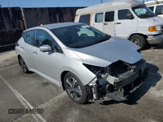 2021 Nissan LEAF SV z VIN 1N4AZ1CV3MC551637, wystawiony jako Copart lot #57606305 z przebiegiem 51 944 mil mil oraz Szkoda całkowita • Salvage title. Historia ofert i sprzedaży dostępna na DreamBid. Obrazek 4.