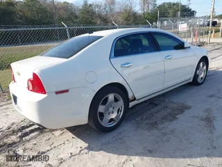 2008 Chevrolet Malibu LT w/2LT with VIN 1G1ZJ577884277206, listed as a IAAI auction lot 41409540 with 202,188 mi miles. Bid and sale history available at carsss.com. Image 4.