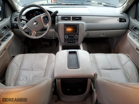 2009 Chevrolet Avalanche LT w/2LT with VIN 3GNFK22009G237701, listed as a Copart auction lot 44897845 with 184,333 mi miles and Salvage Title. Bid and sale history available at carsss.com. Image 8.
