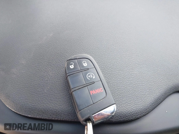 2018 Jeep Renegade Limited with VIN ZACCJADB2JPJ11167, listed as a IAAI auction lot 42722738 with 28,098 mi miles and . Bid and sale history available at DreamBid. Image 11.