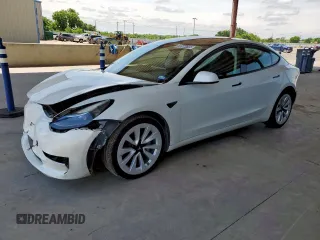 2022 Tesla Model 3 z VIN 5YJ3E1EA3NF290670, wystawiony jako Copart lot #59044415 z przebiegiem 160 355 mil mil oraz Szkoda całkowita • Salvage title. Historia ofert i sprzedaży dostępna na DreamBid. Obrazek 1.