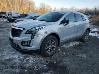 2020 Cadillac XT5 Luxury FWD z VIN 1GYKNAR47LZ235673, wystawiony jako Copart lot #88722975 z przebiegiem 39 904 mil mil oraz Szkoda całkowita • Salvage title. Historia ofert i sprzedaży dostępna na DreamBid. Obrazek 1.