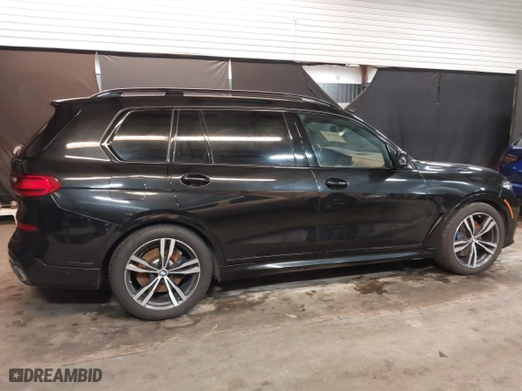 2022 BMW X7 xDrive40i with VIN 5UXCW2C08N9L04696, listed as a IAAI auction lot 41207847 with 44,986 mi miles. Bid and sale history available at carsss.com. Image 13.