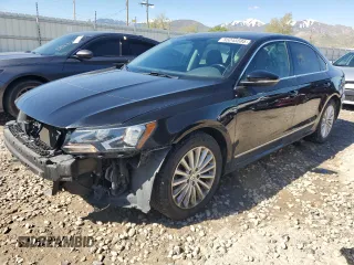 2016 Volkswagen Passat SE z VIN 1VWBT7A36GC003556, wystawiony jako Copart lot #55245595 z przebiegiem 84 939 mil mil oraz Szkoda całkowita • Salvage title. Historia ofert i sprzedaży dostępna na DreamBid. Obrazek 1.