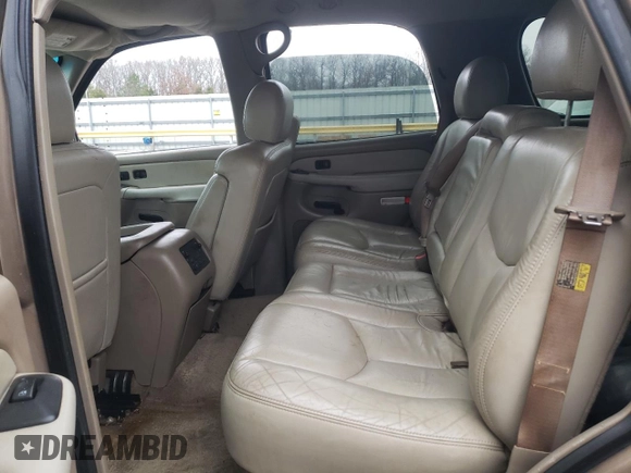2003 Chevrolet Tahoe LS with VIN 1GNEC13Z33J329603, listed as a Copart auction lot 83828254 with 193,849 mi miles and Salvage Title. Bid and sale history available at carsss.com. Image 11.
