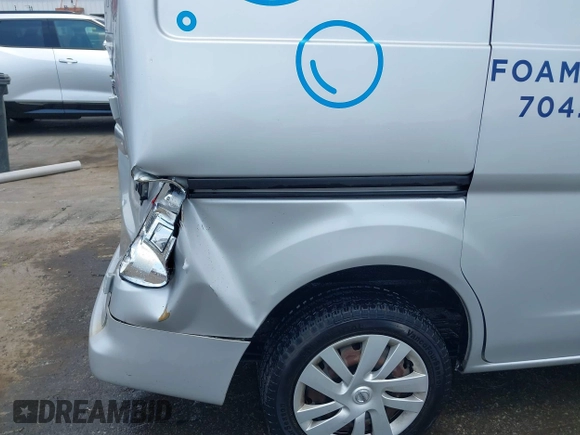 2018 Nissan NV200 S with VIN 3N6CM0KN9JK703596, listed as a IAAI auction lot 42623159 with Not provided miles and . Bid and sale history available at DreamBid. Image 17.