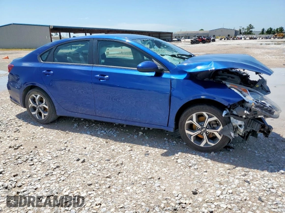 2021 Kia Forte LXS with VIN 3KPF24AD7ME267789, listed as a Copart auction lot 58425685 with 80,056 mi miles and Salvage title. Bid and sale history available at DreamBid. Image 4.