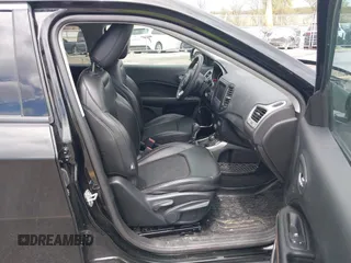 2021 Jeep Compass Altitude с VIN 3C4NJDBB6MT564236, выставлен на аукционе IAAI как лот 42176870 с пробегом 66 258 миль миль и . История ставок и продаж доступна на DreamBid. Изображение 5.