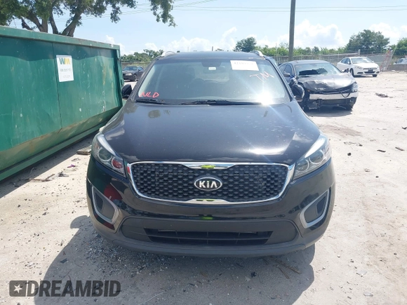 2017 Kia Sorento LX z VIN 5XYPGDA51HG330957, wystawiony jako IAAI lot #42189378 z przebiegiem 139 835 mil mil oraz . Historia ofert i sprzedaży dostępna na DreamBid. Obrazek 12.