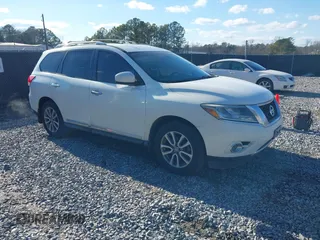 2014 Nissan Pathfinder SL with VIN 5N1AR2MN7EC624360, listed as a IAAI auction lot 41431815 with 167,492 mi miles and . Bid and sale history available at DreamBid. Image 1.