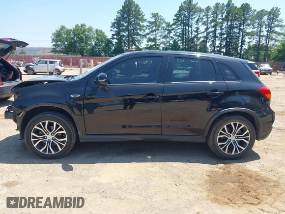 2019 Mitsubishi Outlander ES z VIN JA4AP3AU3KU027654, wystawiony jako IAAI lot #42235919 z przebiegiem 97 622 mil mil oraz . Historia ofert i sprzedaży dostępna na DreamBid. Obrazek 15.