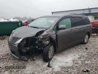 2014 Toyota Sienna XLE z VIN 5TDYK3DC3ES457361, wystawiony jako Copart lot #84048284 z przebiegiem 236 493 mil mil oraz Czysty tytuł • Clean title. Historia ofert i sprzedaży dostępna na DreamBid. Obrazek 1.