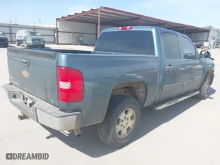 2010 Chevrolet Silverado 1500 LT with VIN 3GCRCSE07AG256393, listed as a IAAI auction lot 41735987 with 157,543 mi miles. Bid and sale history available at carsss.com. Image 4.