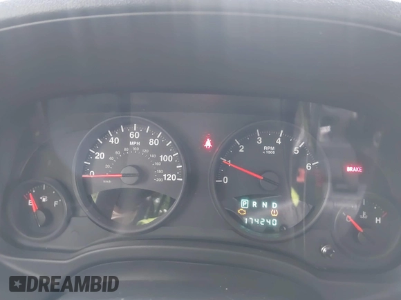 2011 Jeep Patriot Sport with VIN 1J4NF1GB0BD281031, listed as a IAAI auction lot 42203317 with 174,240 mi miles. Bid and sale history available at carsss.com. Image 7.