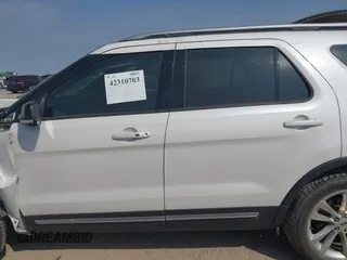 2018 Ford Explorer XLT z VIN 1FM5K7D80JGC69581, wystawiony jako IAAI lot #42310703 z przebiegiem 41 350 mil mil oraz . Historia ofert i sprzedaży dostępna na DreamBid. Obrazek 15.