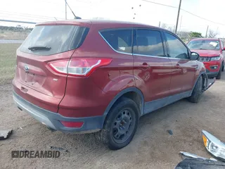 2015 Ford Escape SE with VIN 1FMCU0G77FUC24805, listed as a IAAI auction lot 41507695 with 1 mi miles. Bid and sale history available at carsss.com. Image 4.