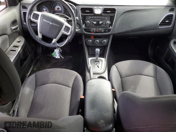 2012 Chrysler 200 Touring with VIN 1C3CCBBB1CN267514, listed as a Copart auction lot 50982065 with 191,182 mi miles and Clean Title. Bid and sale history available at DreamBid. Image 8.
