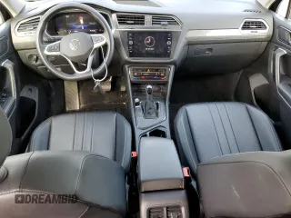 2024 Volkswagen Tiguan SE with VIN 3VV3B7AX5RM183046, listed as a Copart auction lot 55722785 with 23,071 mi miles and Salvage title. Bid and sale history available at DreamBid. Image 8.