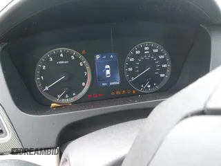 2016 Hyundai Sonata Sport z VIN 5NPE34AF0GH424329, wystawiony jako IAAI lot #42312730 z przebiegiem 20 858 mil mil oraz . Historia ofert i sprzedaży dostępna na DreamBid. Obrazek 7.