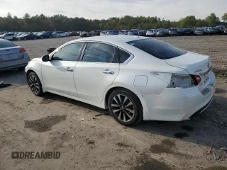 2016 Nissan Altima SV with VIN 1N4AL3AP6GC170550, listed as a Copart auction lot 84926794 with 135,007 mi miles and Salvage Title. Bid and sale history available at carsss.com. Image 2.