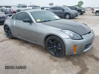2006 Nissan 350Z Touring z VIN JN1AZ34D16M305097, wystawiony jako IAAI lot #42236936 z przebiegiem 183 291 mil mil oraz . Historia ofert i sprzedaży dostępna na DreamBid. Obrazek 1.