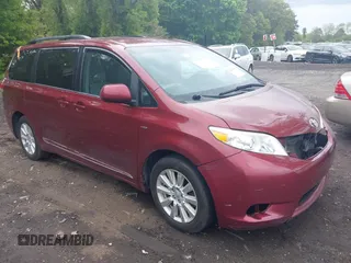 2017 Toyota Sienna LE with VIN 5TDJZ3DC9HS164792, listed as a IAAI auction lot 42263886 with 186,018 mi miles and . Bid and sale history available at DreamBid. Image 1.