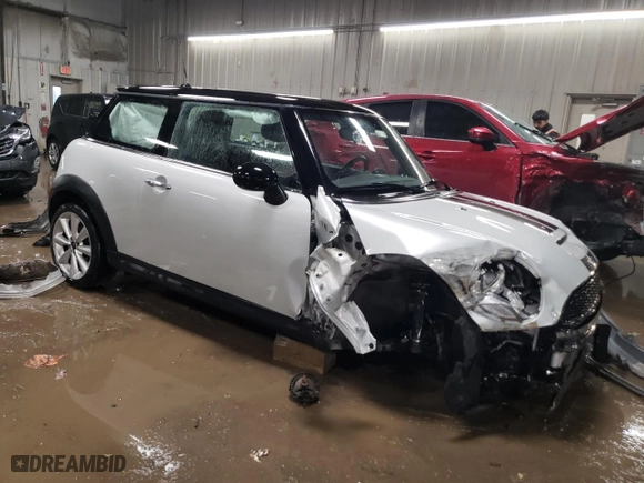 2013 MINI Cooper Hardtop S with VIN WMWSV3C5XDT479189, listed as a Copart auction lot 50366655 with 112,845 mi miles and Salvage Title. Bid and sale history available at carsss.com. Image 4.