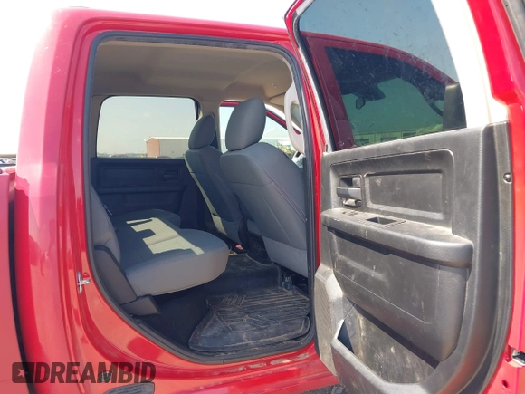 2018 Ram 2500 Tradesman with VIN 3C6UR5CLXJG332963, listed as a IAAI auction lot 42330287 with 142,110 mi miles and . Bid and sale history available at DreamBid. Image 8.