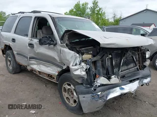 2005 Chevrolet Tahoe LT z VIN 1GNEK13T75J214164, wystawiony jako IAAI lot #42246133 z przebiegiem 246 541 mil mil oraz . Historia ofert i sprzedaży dostępna na DreamBid. Obrazek 1.