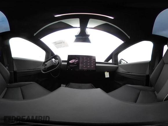 2024 Tesla Cybertruck z VIN 7G2CEHED6RA042416, wystawiony jako IAAI lot #41324245 z przebiegiem 332 mil mil oraz . Historia ofert i sprzedaży dostępna na DreamBid. Obrazek 20.