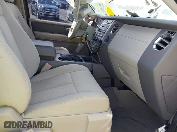 2012 Ford Expedition XL with VIN 1FMJU1G57CEF39900, listed as a IAAI auction lot 41745289 with 179,897 mi miles and . Bid and sale history available at DreamBid. Image 5.