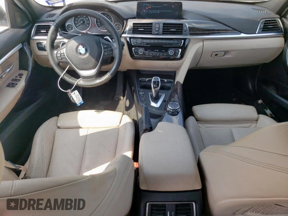 2016 BMW 3 Series 328i z VIN WBA8E9C56GK647899, wystawiony jako Copart lot #57431625 z przebiegiem 104 249 mil mil oraz Szkoda całkowita • Salvage title. Historia ofert i sprzedaży dostępna na DreamBid. Obrazek 8.