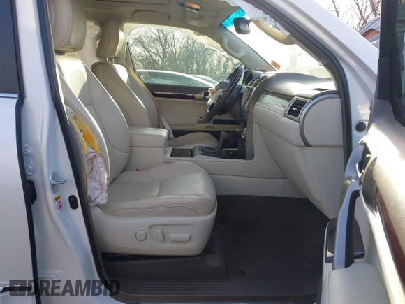 2017 Lexus GX with VIN JTJJM7FX2H5173021, listed as a IAAI auction lot 41833731 with 60,601 mi miles. Bid and sale history available at carsss.com. Image 5.