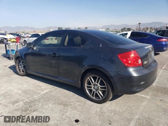 2006 Scion tC z VIN JTKDE177760134694, wystawiony jako Copart lot #43653465 z przebiegiem 245 961 mil mil oraz Szkoda całkowita • Salvage title. Historia ofert i sprzedaży dostępna na DreamBid. Obrazek 2.