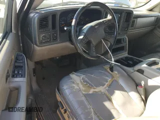 2005 Chevrolet Suburban LS with VIN 3GNEC16Z75G194660, listed as a Copart auction lot 42933415 with 280,030 mi miles and Salvage title. Bid and sale history available at DreamBid. Image 8.