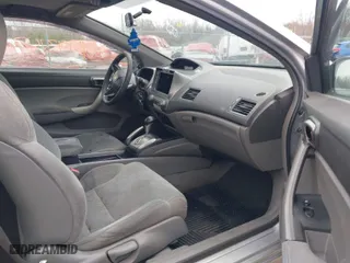 2007 Honda Civic Cpe LX with VIN 2HGFG12657H537497, listed as a IAAI auction lot 41993147 with 233,217 mi miles. Bid and sale history available at carsss.com. Image 5.