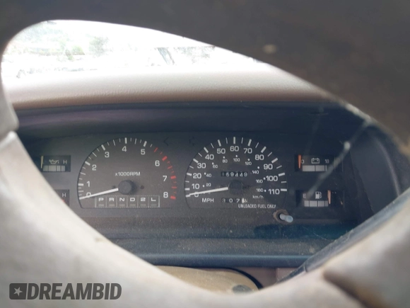 1997 Toyota T100 DX z VIN JT4TN12D9V0033820, wystawiony jako IAAI lot #42251339 z przebiegiem 159 449 mil mil oraz . Historia ofert i sprzedaży dostępna na DreamBid. Obrazek 7.
