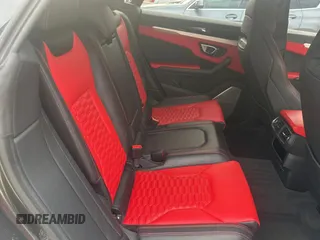 2019 Lamborghini Urus z VIN ZPBUA1ZL4KLA02328, wystawiony jako Copart lot #84738754 z przebiegiem 25 393 mil mil oraz Tytuł czysty. Historia ofert i sprzedaży dostępna na DreamBid. Obrazek 6.